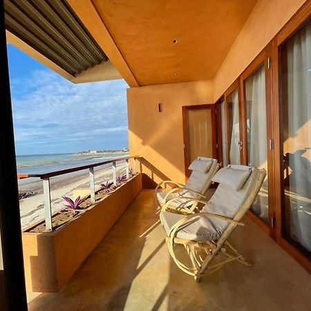 Kirimizi Hotel & Restaurante Пемба Екстериор снимка