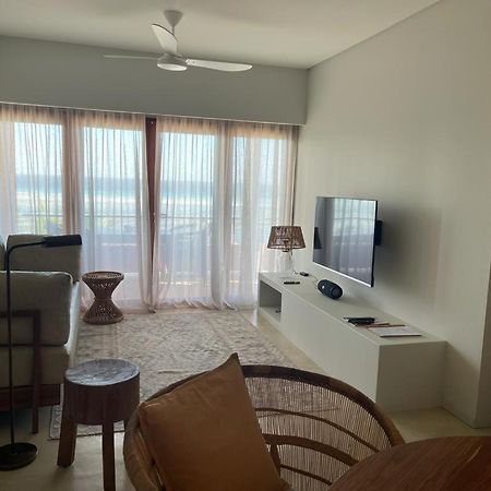 Kirimizi Hotel & Restaurante Пемба Екстериор снимка