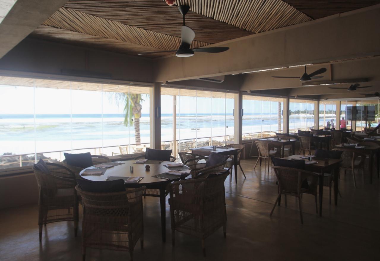Kirimizi Hotel & Restaurante Пемба Екстериор снимка
